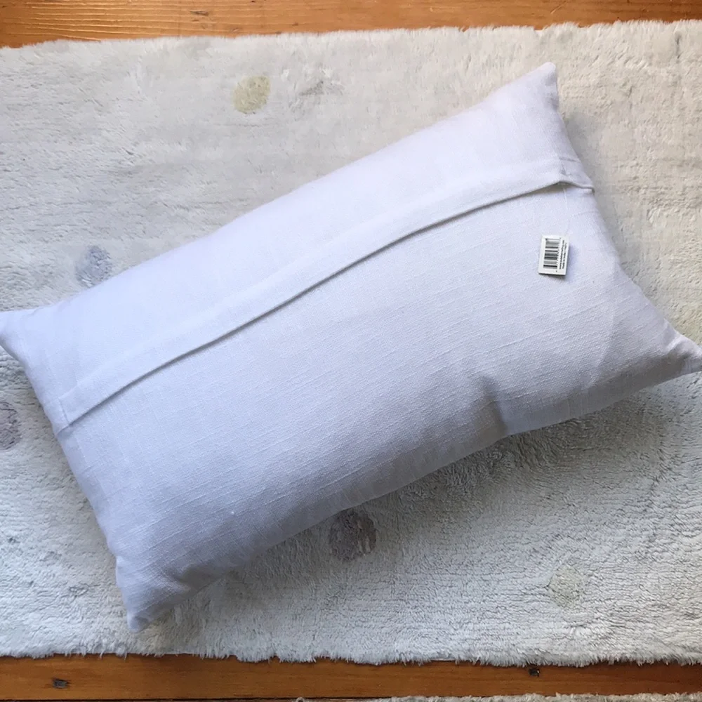 Indaba Trading 100% cotton decorative Throw Pillow Hello in gold sequins